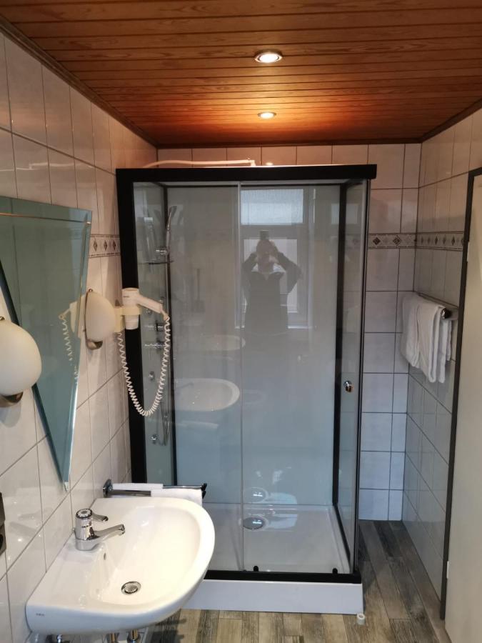 Hotel Pension Abshoff Meschede Exterior foto